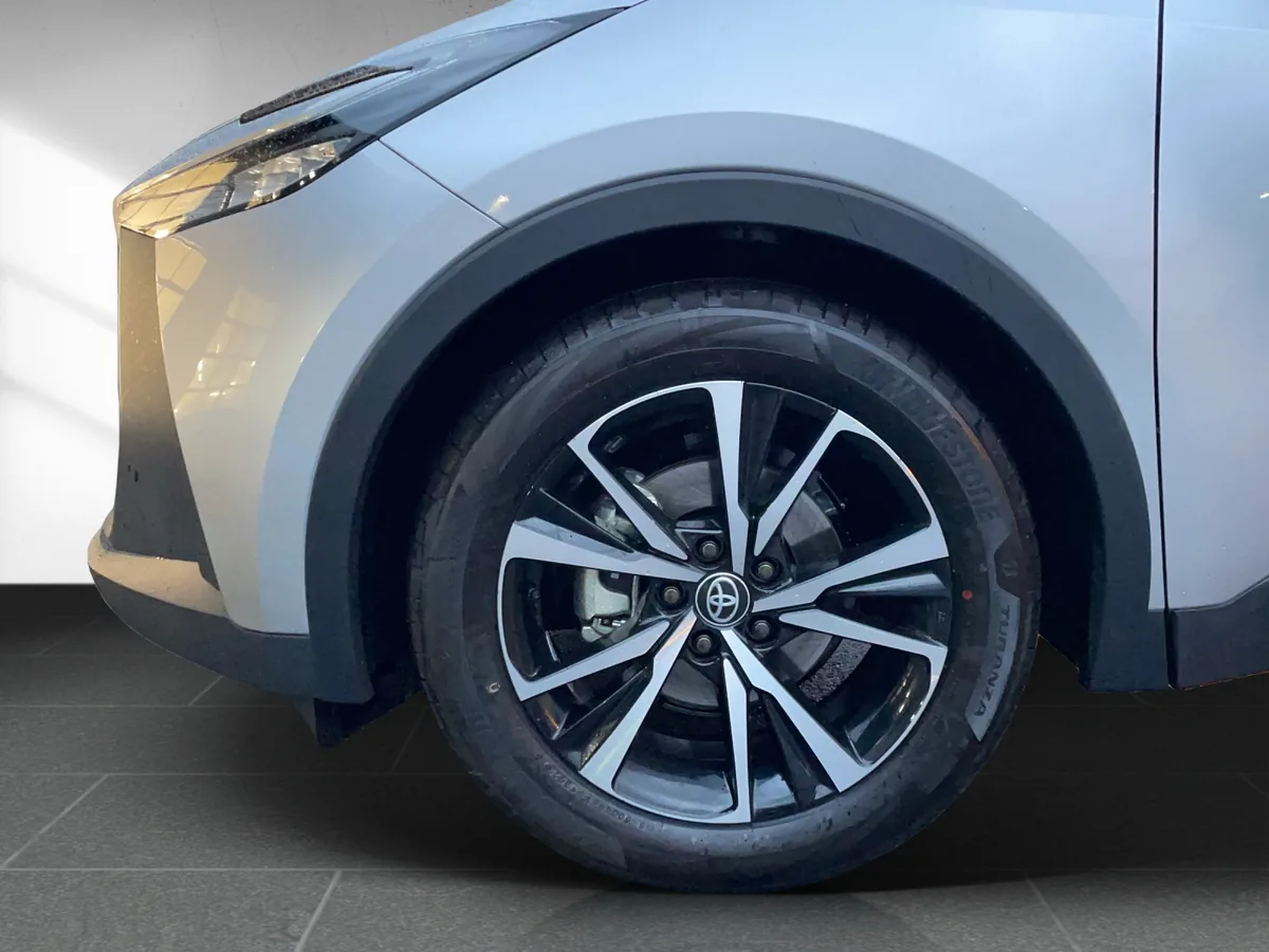 C-HR 1.8 Hybrid Team D