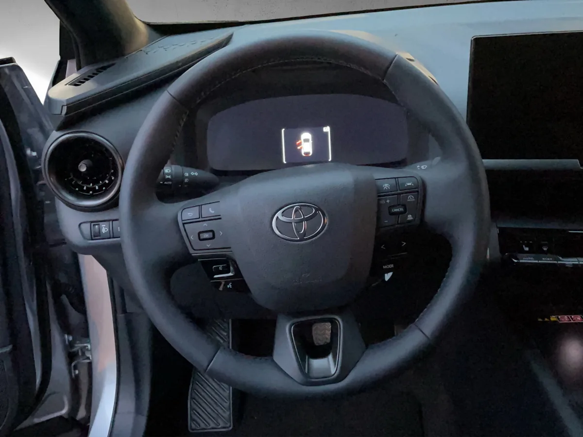 C-HR 1.8 Hybrid Team D