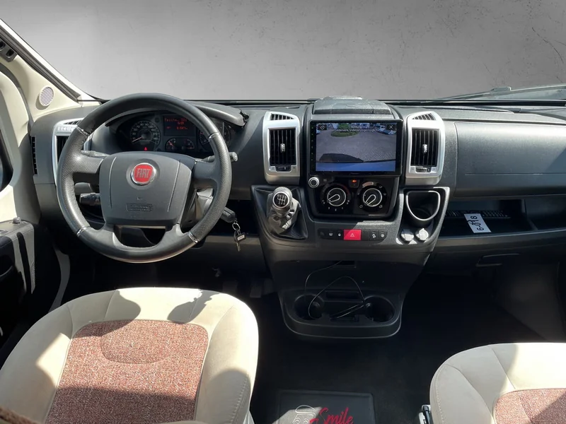 Malibu 640 LE Comfort TV 200 Ah Lithium SOLAR
