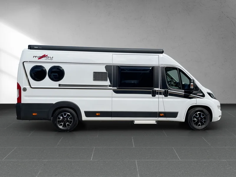 Malibu 640 LE Comfort TV 200 Ah Lithium SOLAR