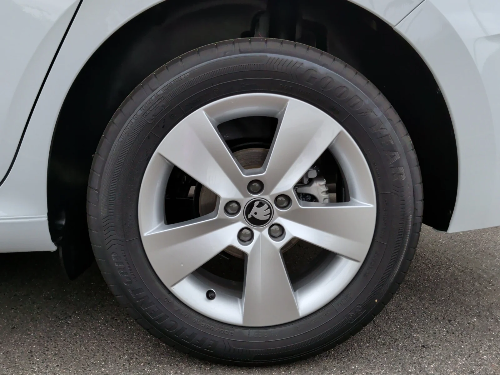 Scala 1.0 TSI Essence