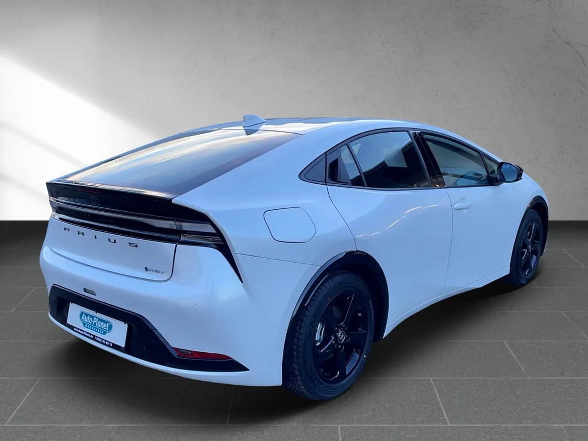 Prius 2.0 Plug-in Executive