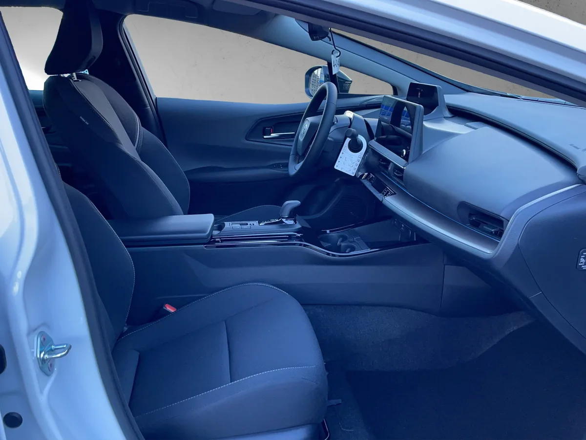 Prius 2.0 Plug-in Executive