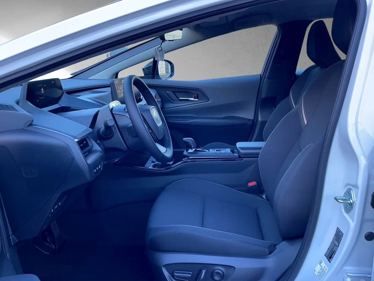 Prius 2.0 Plug-in Executive