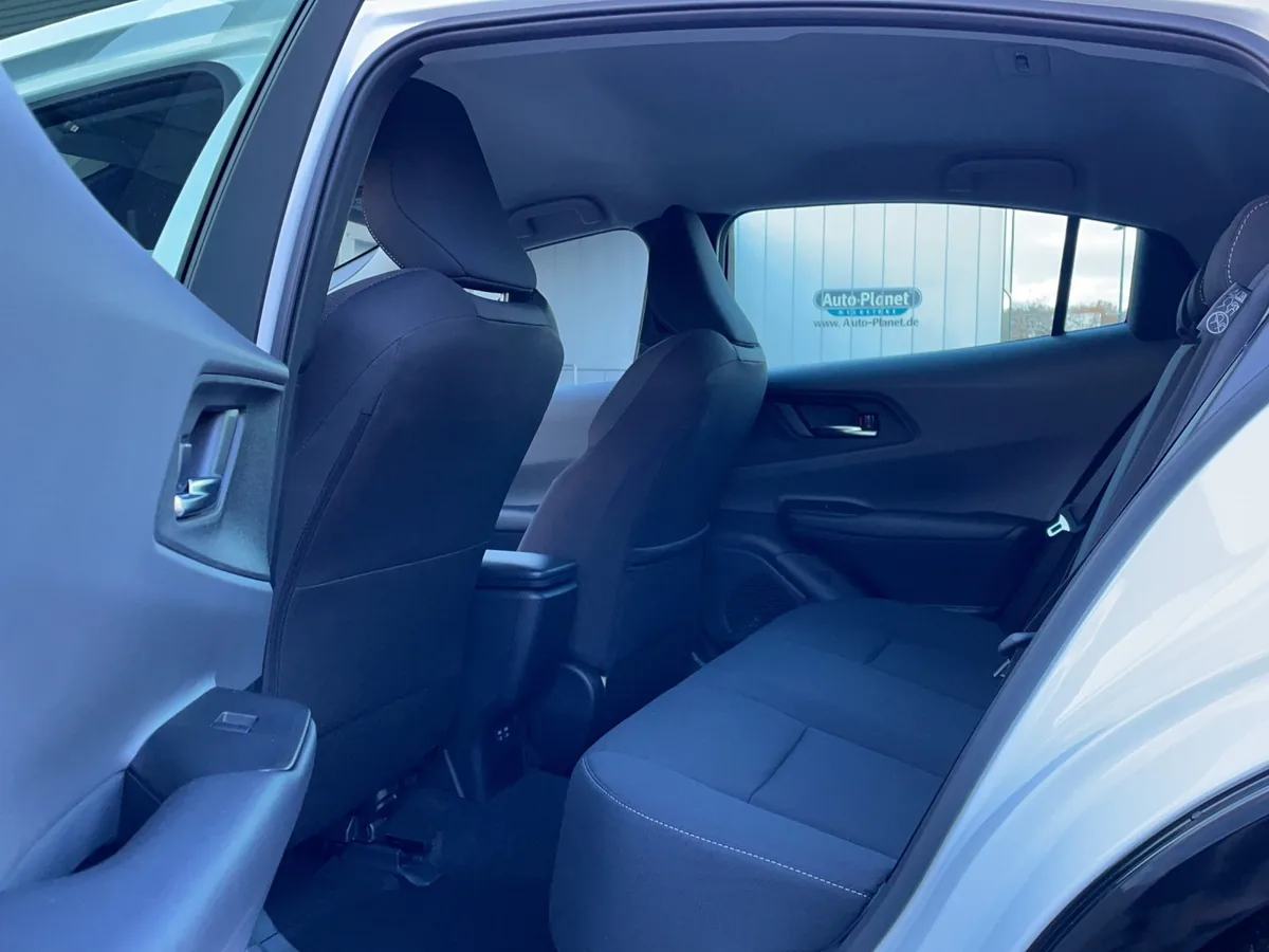Prius 2.0 Plug-in Executive