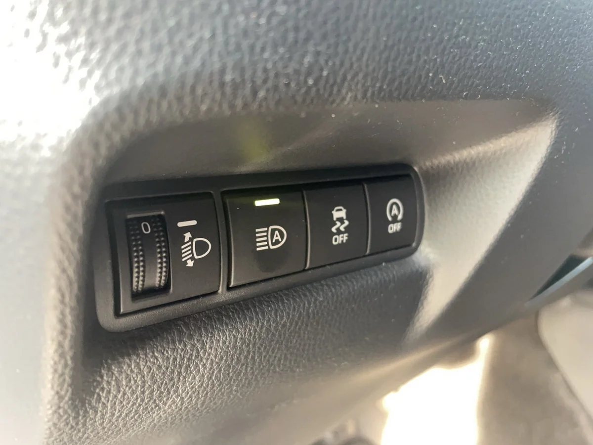 Aygo X 1.0 Business