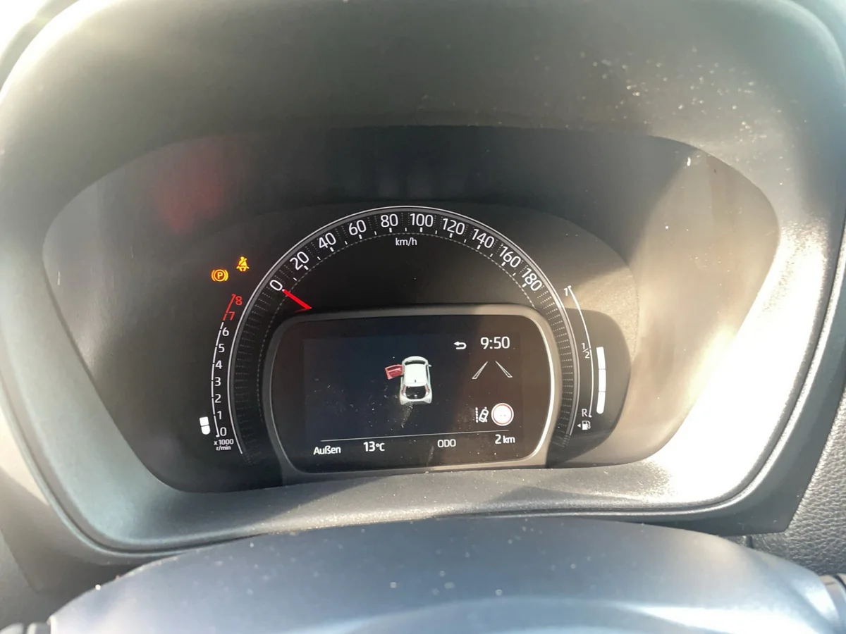 Aygo X 1.0 Business
