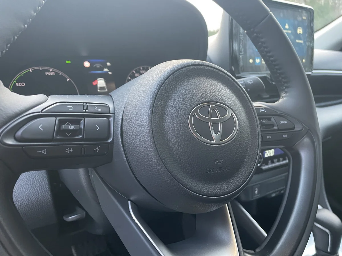 Yaris 1.5 Hybrid Business