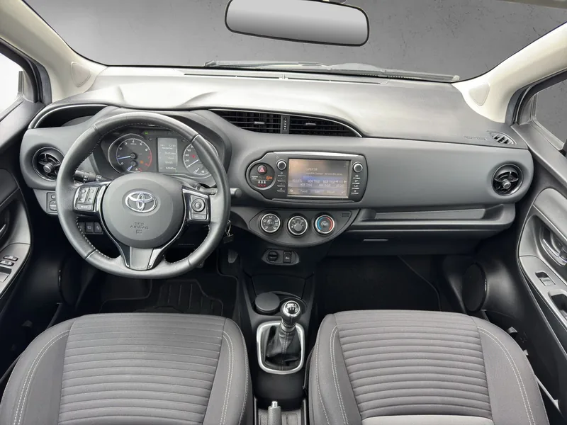 Yaris 1.5 Team D