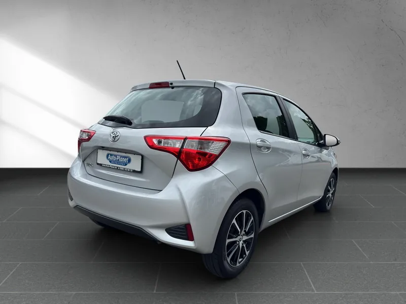 Yaris 1.5 Team D