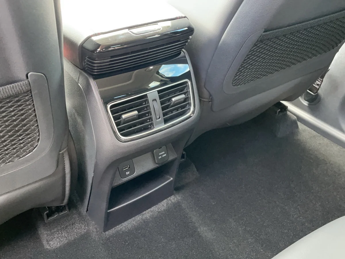Euniq 6 70 kWh Limited