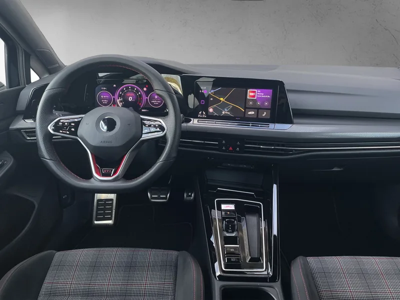 Golf VIII 2.0 TSI DSG GTI