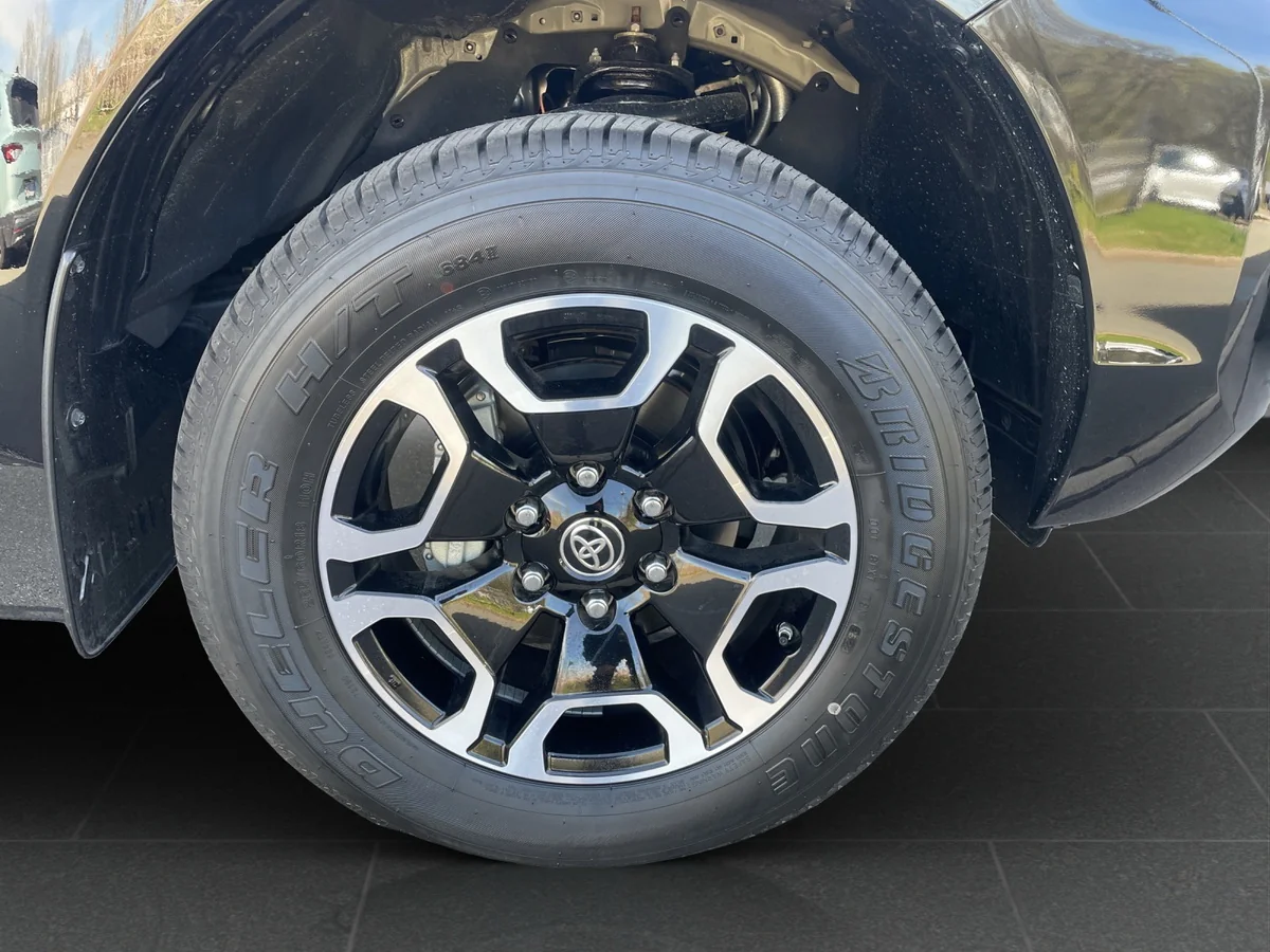 Hilux 2.8D AWD Double Cab Executive