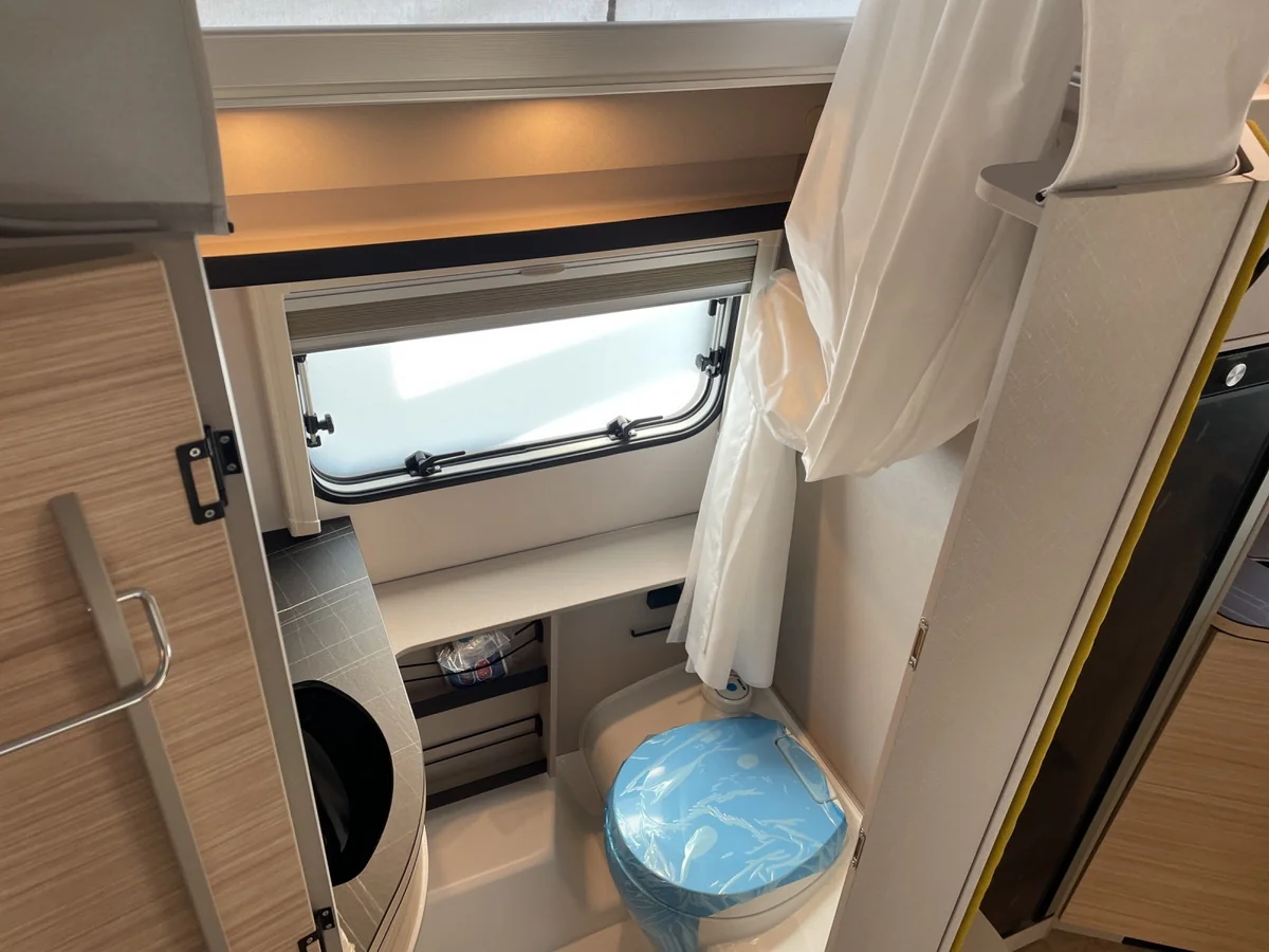 Touring 620 Urban DUSCHE MOVER TV