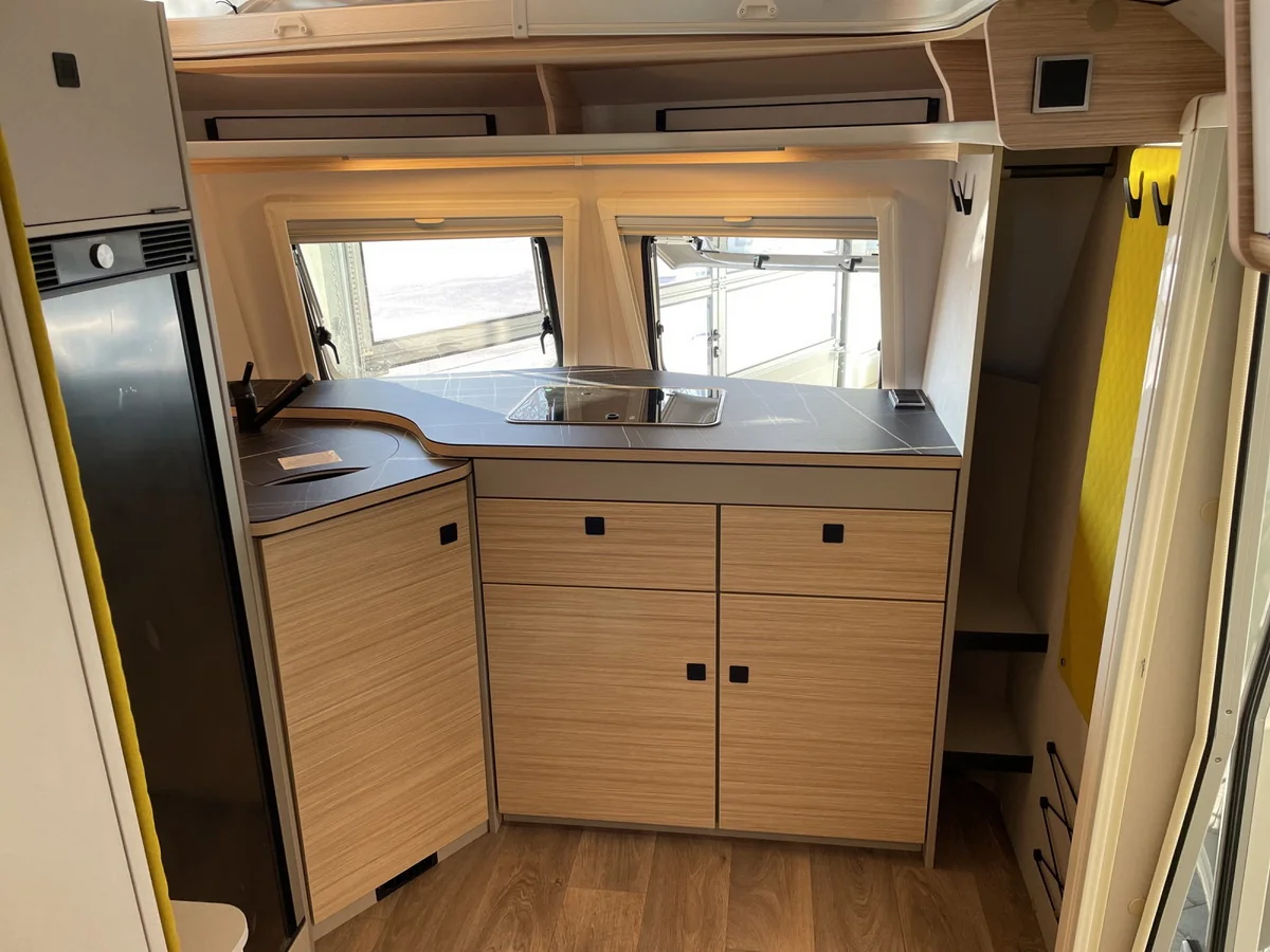 Touring 620 Urban DUSCHE MOVER TV