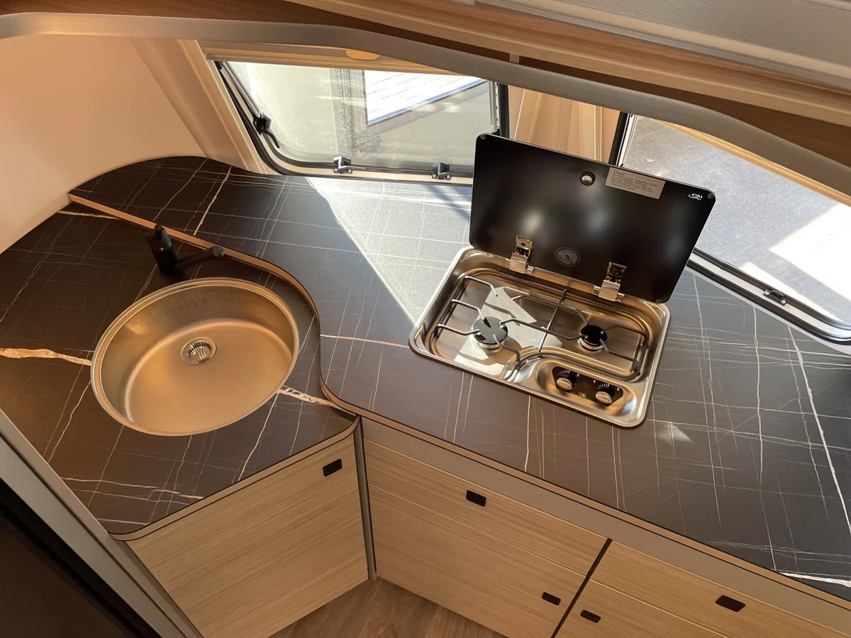 Touring 620 Urban DUSCHE MOVER TV