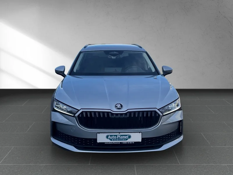 Superb Combi IV 2.0 TDI DSG Essence