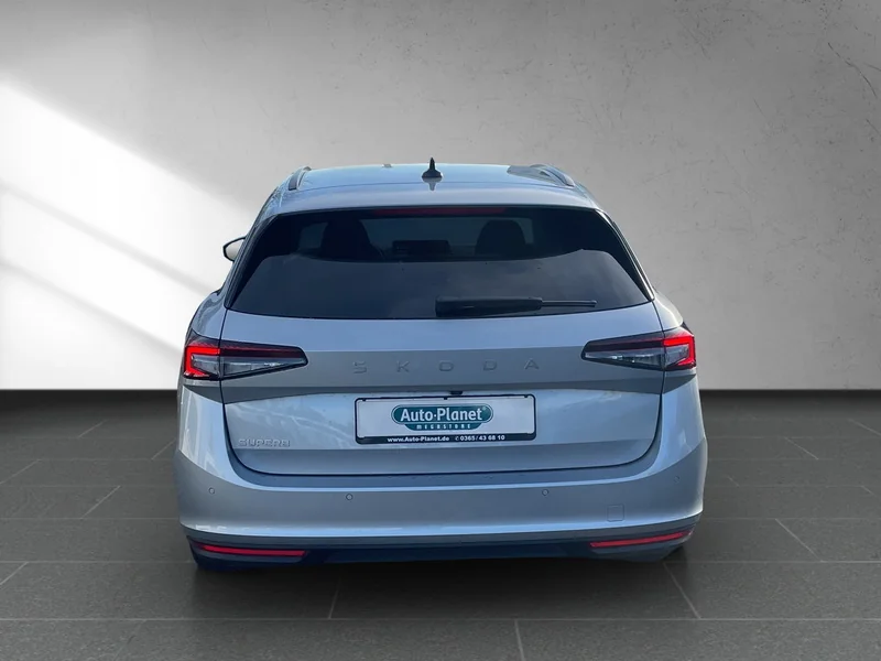 Superb Combi IV 2.0 TDI DSG Essence