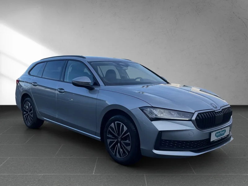 Superb Combi IV 2.0 TDI DSG Essence