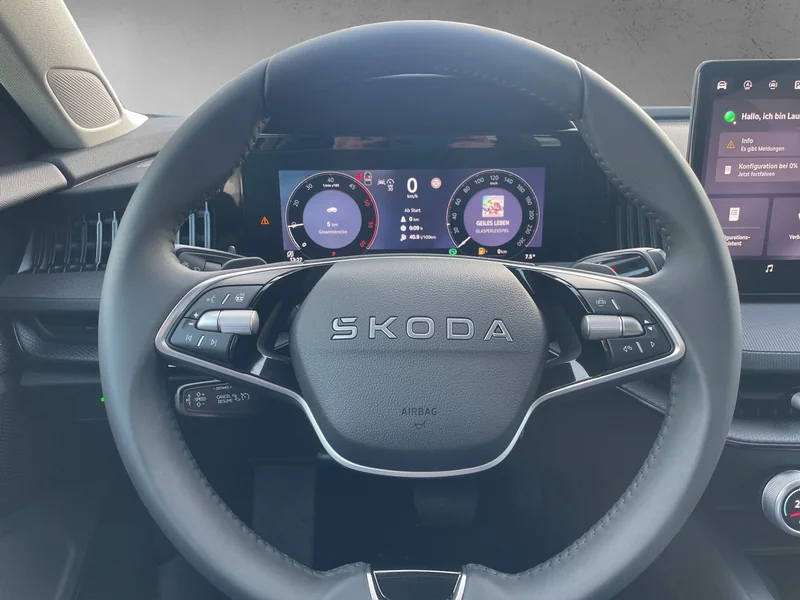 Superb Combi IV 2.0 TDI DSG Essence