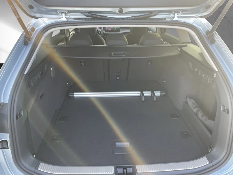 Superb Combi IV 2.0 TDI DSG Essence
