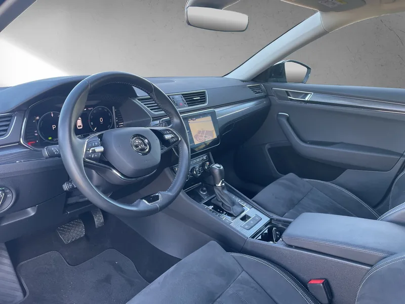 Superb Combi III 1.4 TSI iV DSG Style