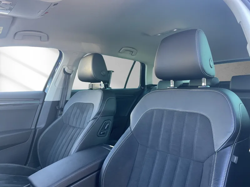 Superb Combi III 1.4 TSI iV DSG Style