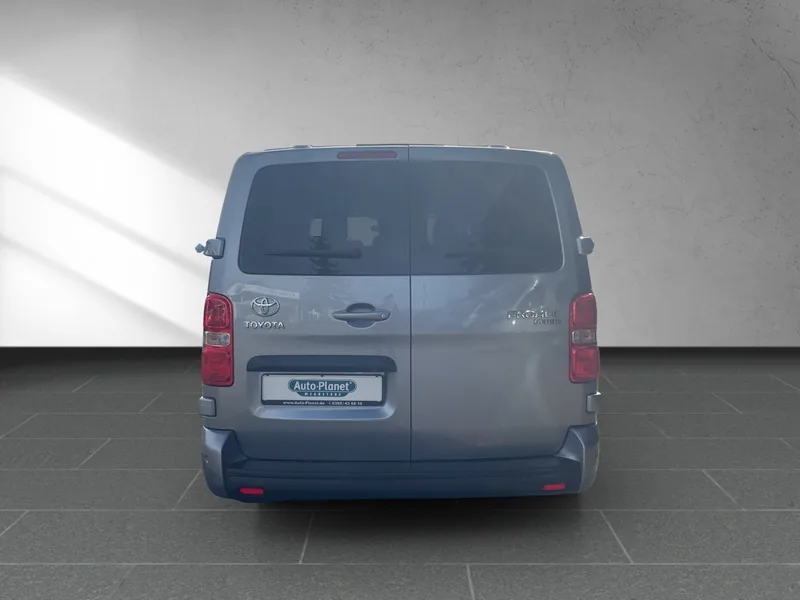Proace Verso 2.0 D L2 Business