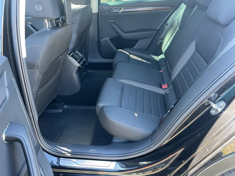 Superb Combi III 2.0 TDI DSG 4x4 Scout