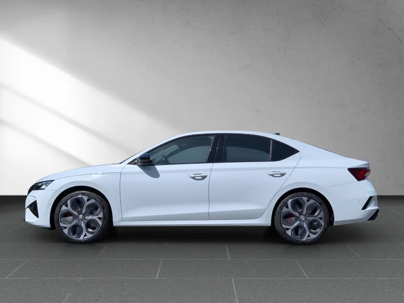 Octavia IV 2.0 TSI DSG RS