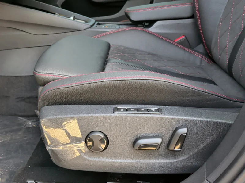 Octavia IV 2.0 TSI DSG RS