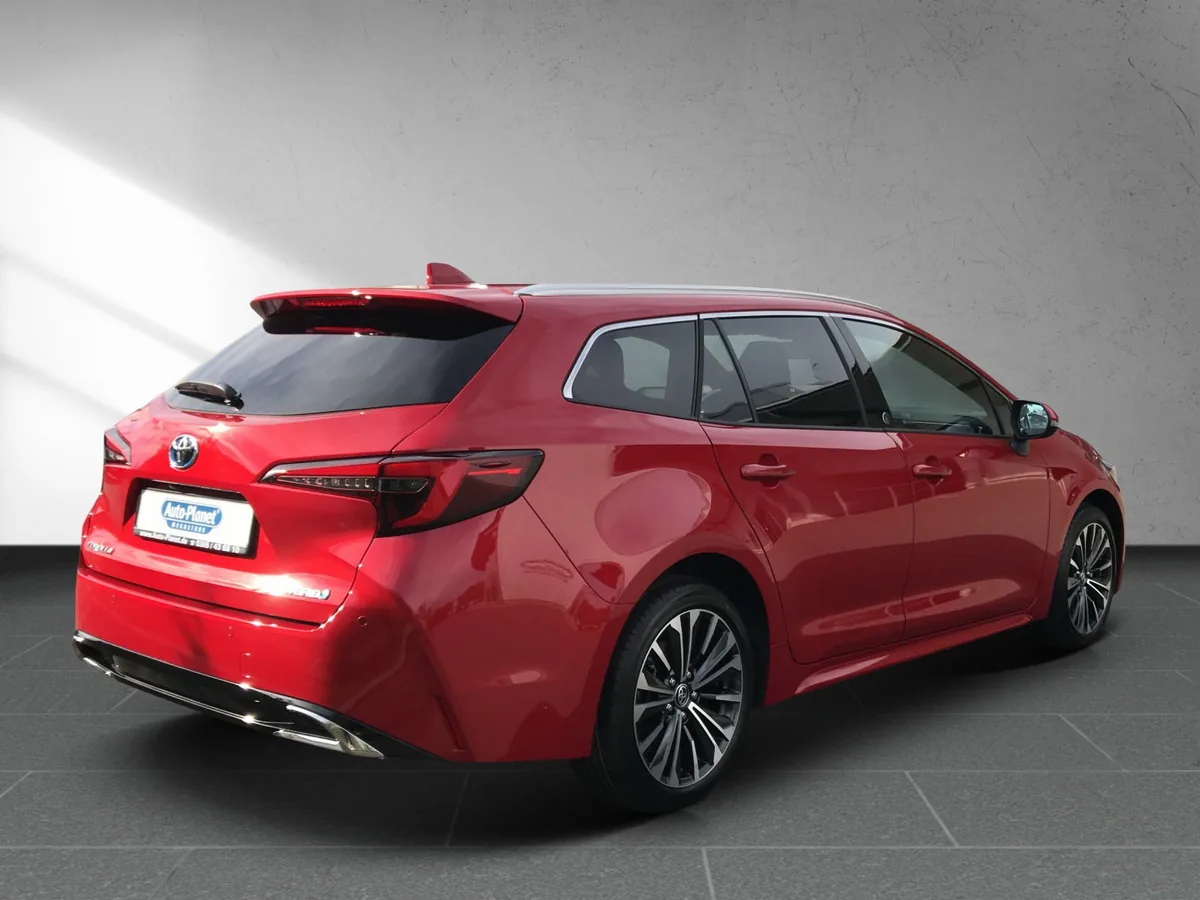 Corolla TS 2.0 Hybrid Team D