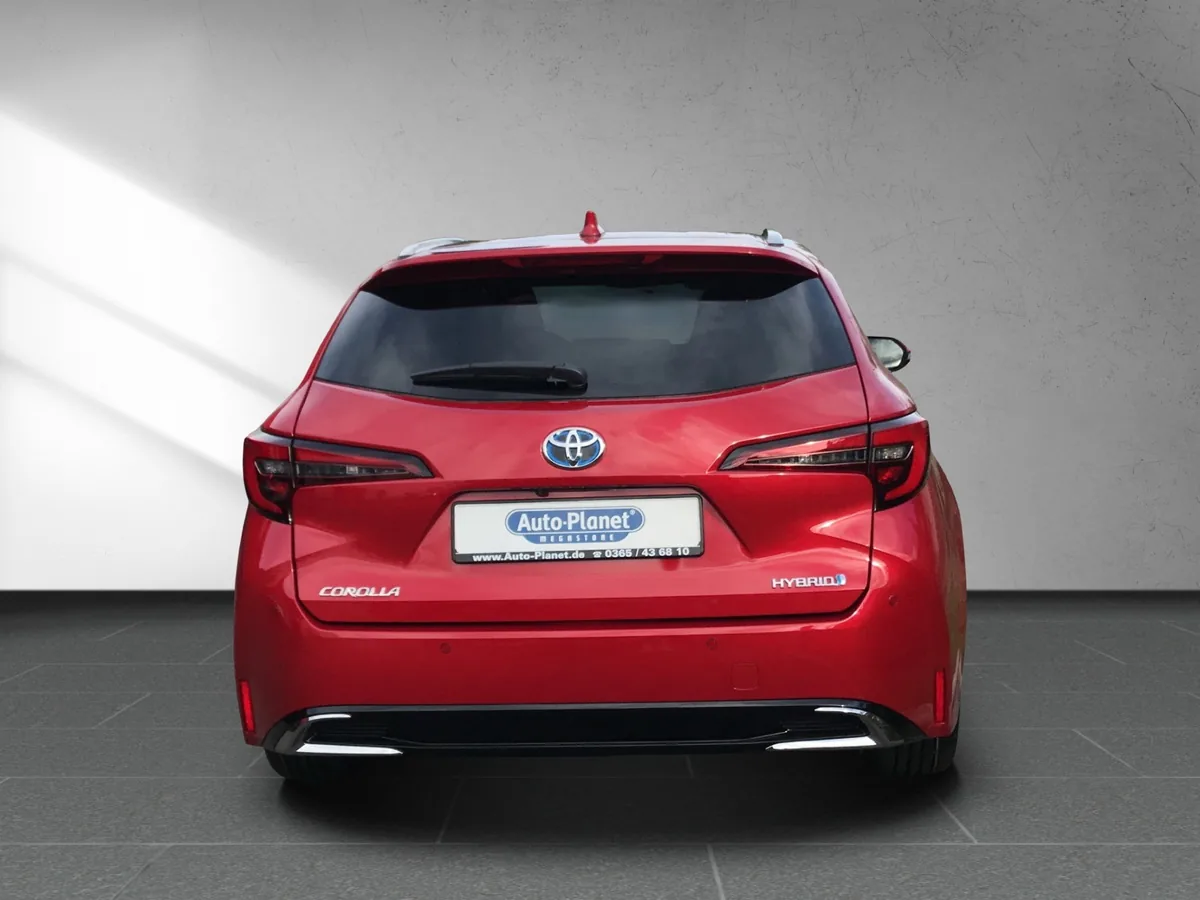Corolla TS 2.0 Hybrid Team D