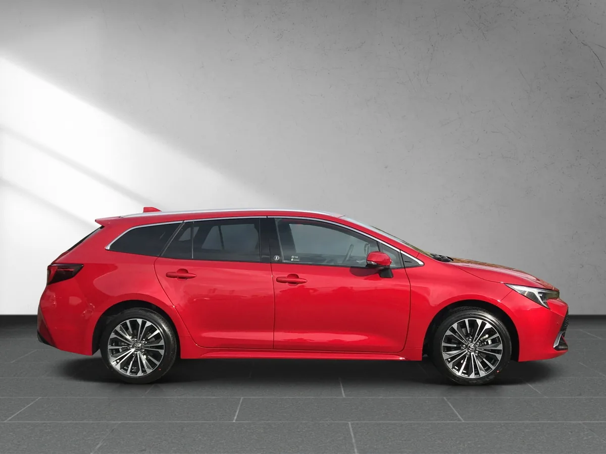 Corolla TS 2.0 Hybrid Team D