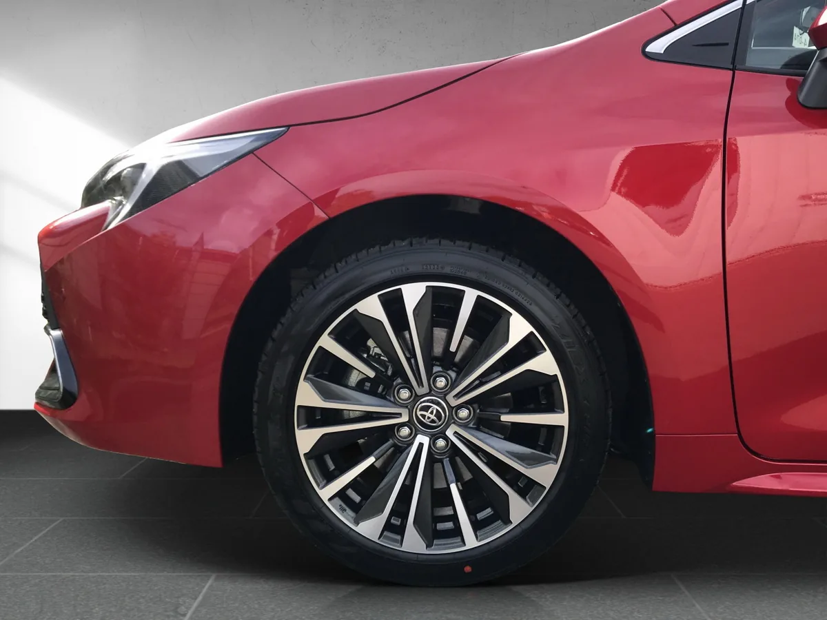 Corolla TS 2.0 Hybrid Team D