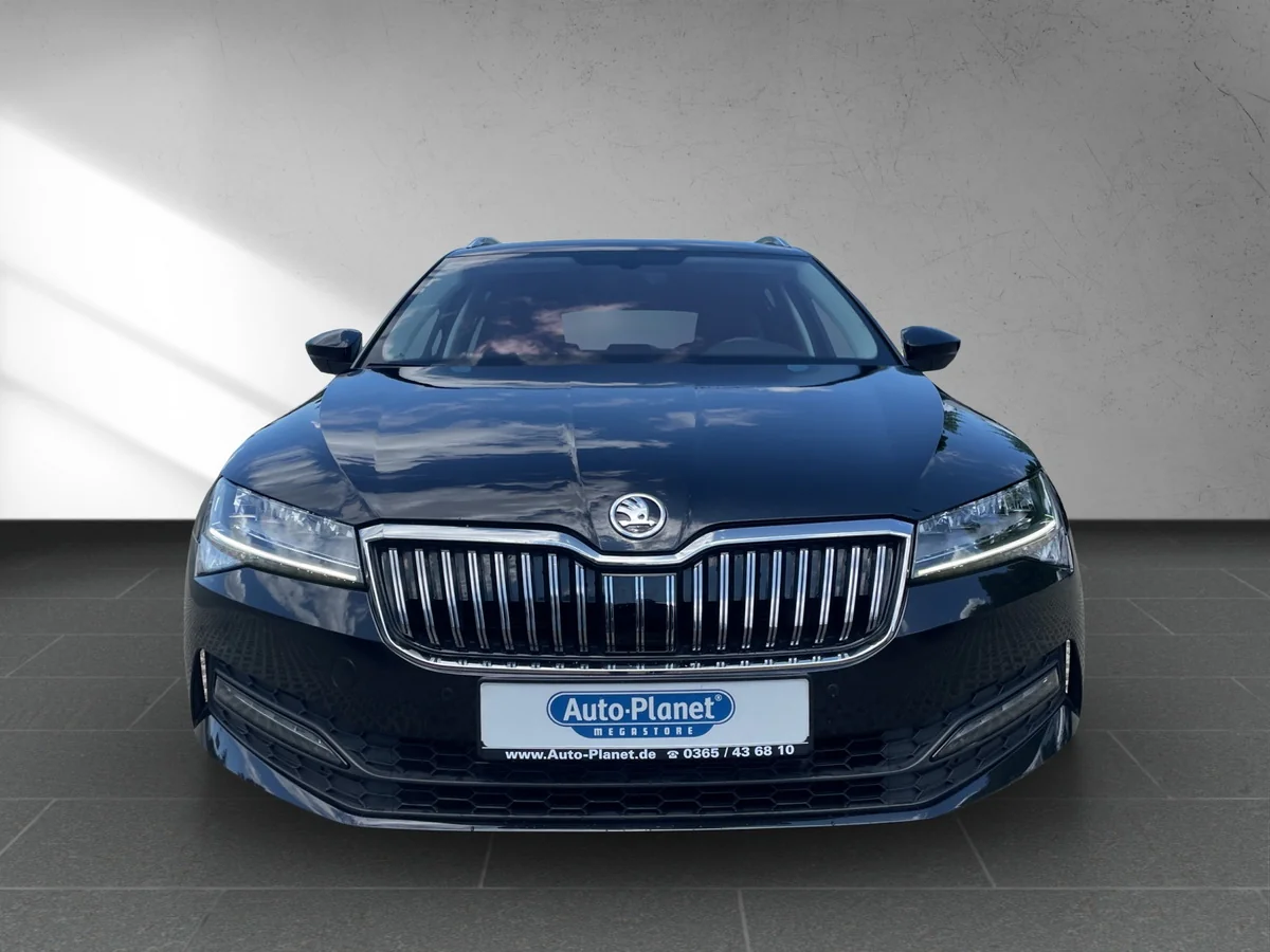 Superb Combi III 2.0 TDI DSG Ambition