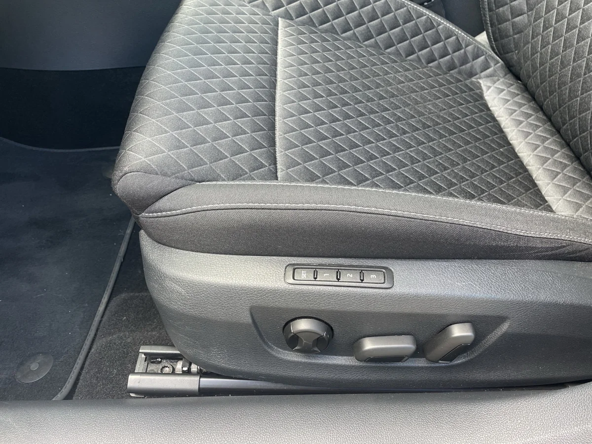 Superb Combi III 2.0 TDI DSG Ambition