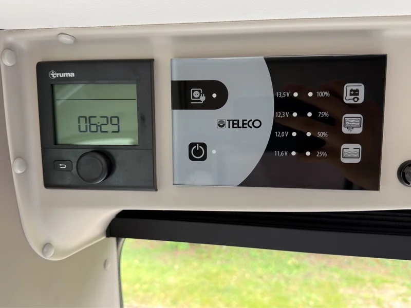 CV 640 PRO+ 20 Jahre AUTOMATIK ACC TV NAVI
