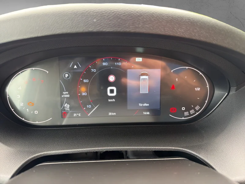 CV 640 PRO+ 20 Jahre AUTOMATIK ACC TV NAVI