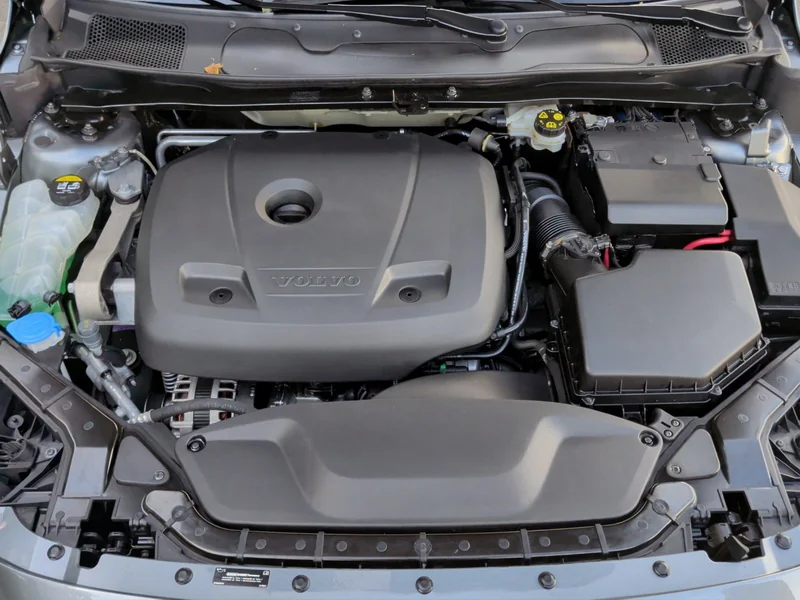 V40 T2 Geartronic Momentum