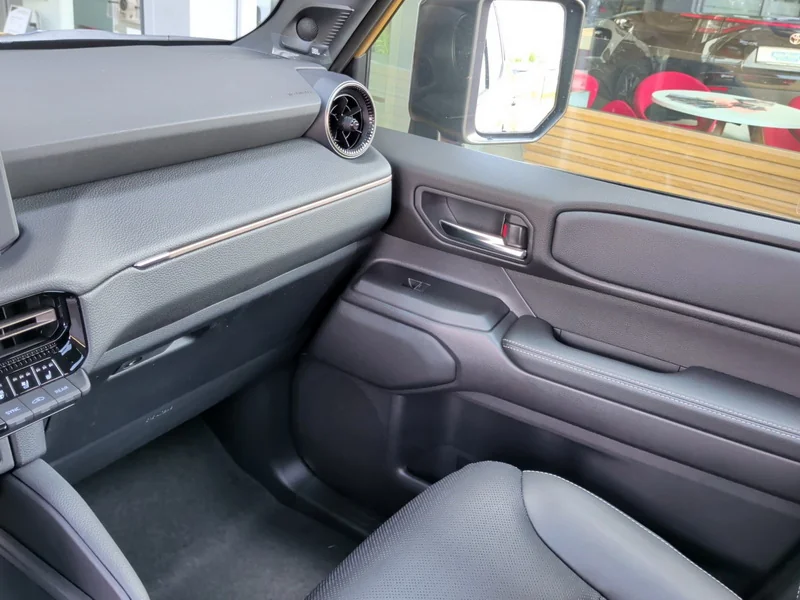 Land Cruiser 2.8D AWD Lounge
