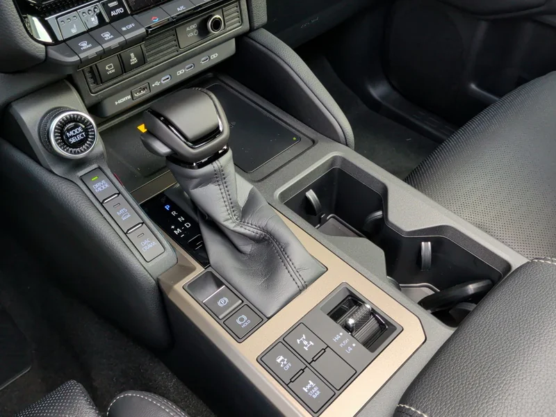 Land Cruiser 2.8D AWD Lounge
