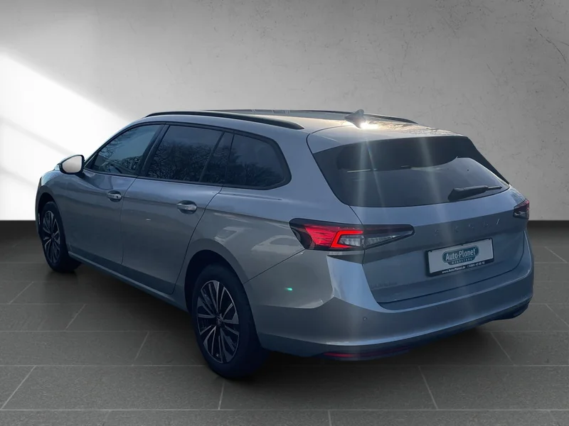 Superb Combi IV 2.0 TDI DSG Essence