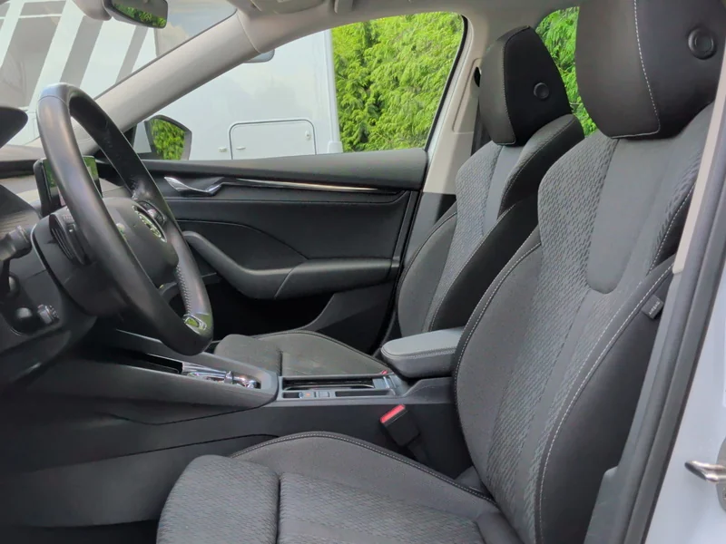 Octavia Combi IV 2.0 TDI DSG Clever