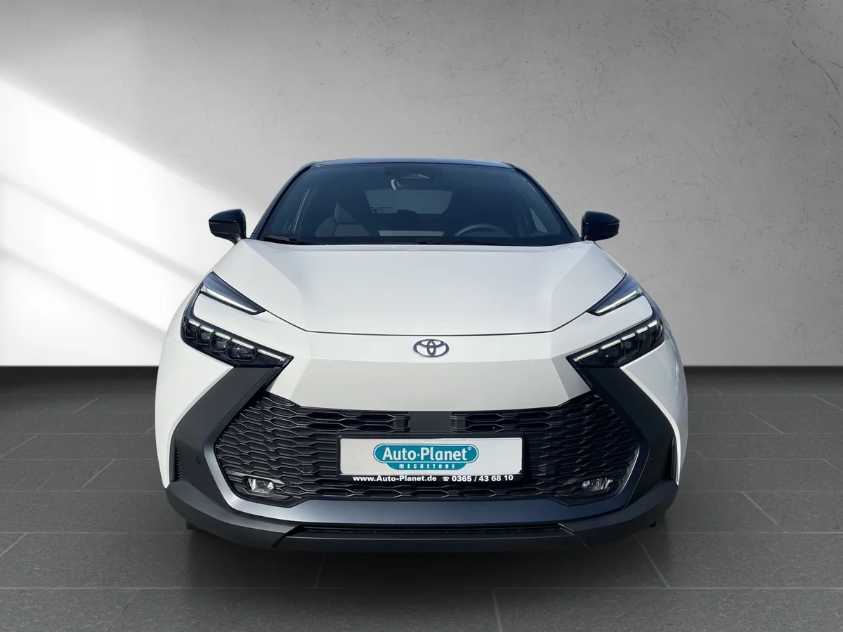 C-HR 2.0 Plug-In Hybrid Team Deutschland