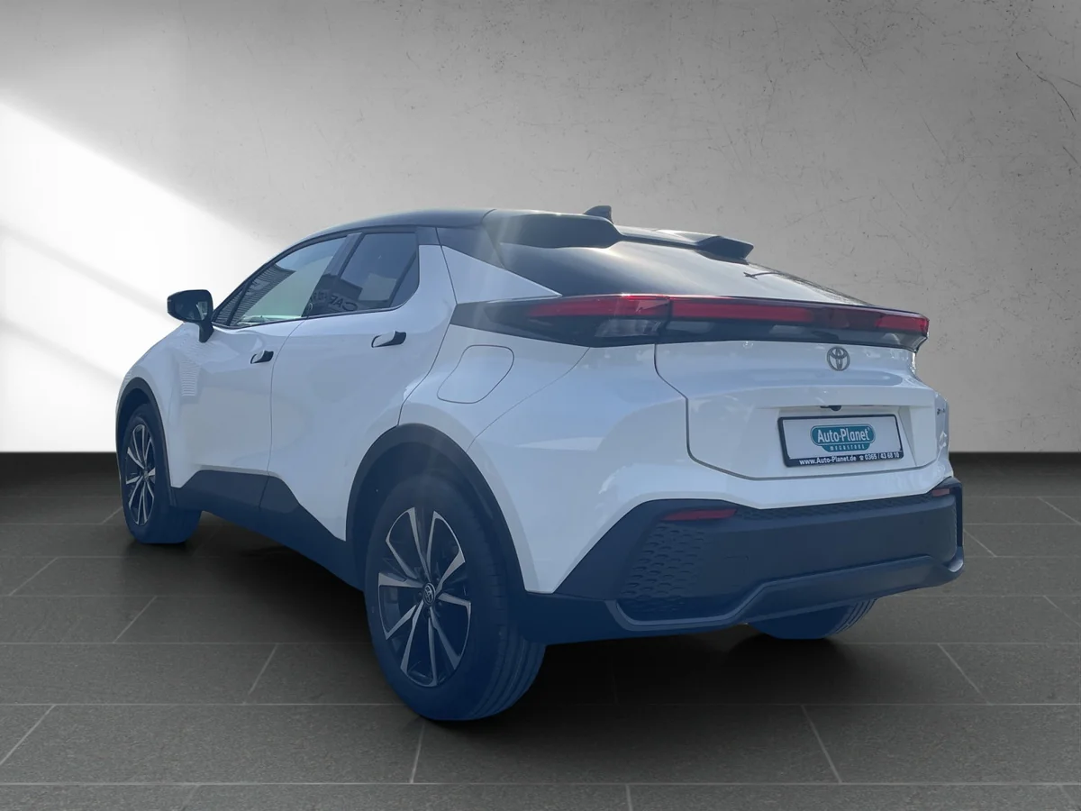C-HR 2.0 Plug-In Hybrid Team Deutschland