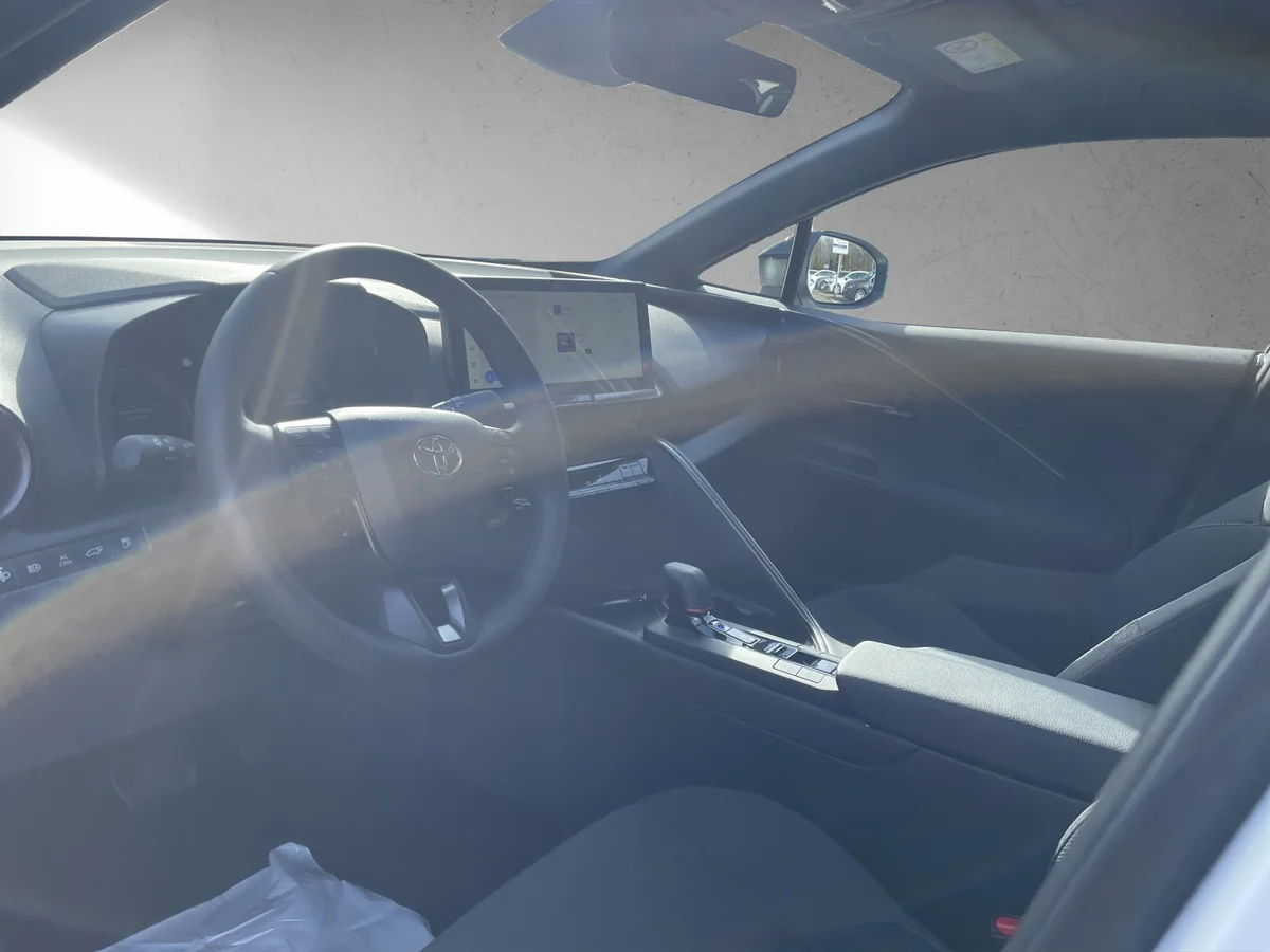 C-HR 2.0 Plug-In Hybrid Team Deutschland