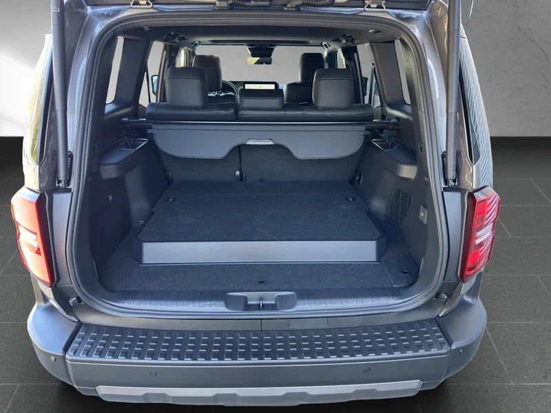 Land Cruiser 2.8D AWD Lounge