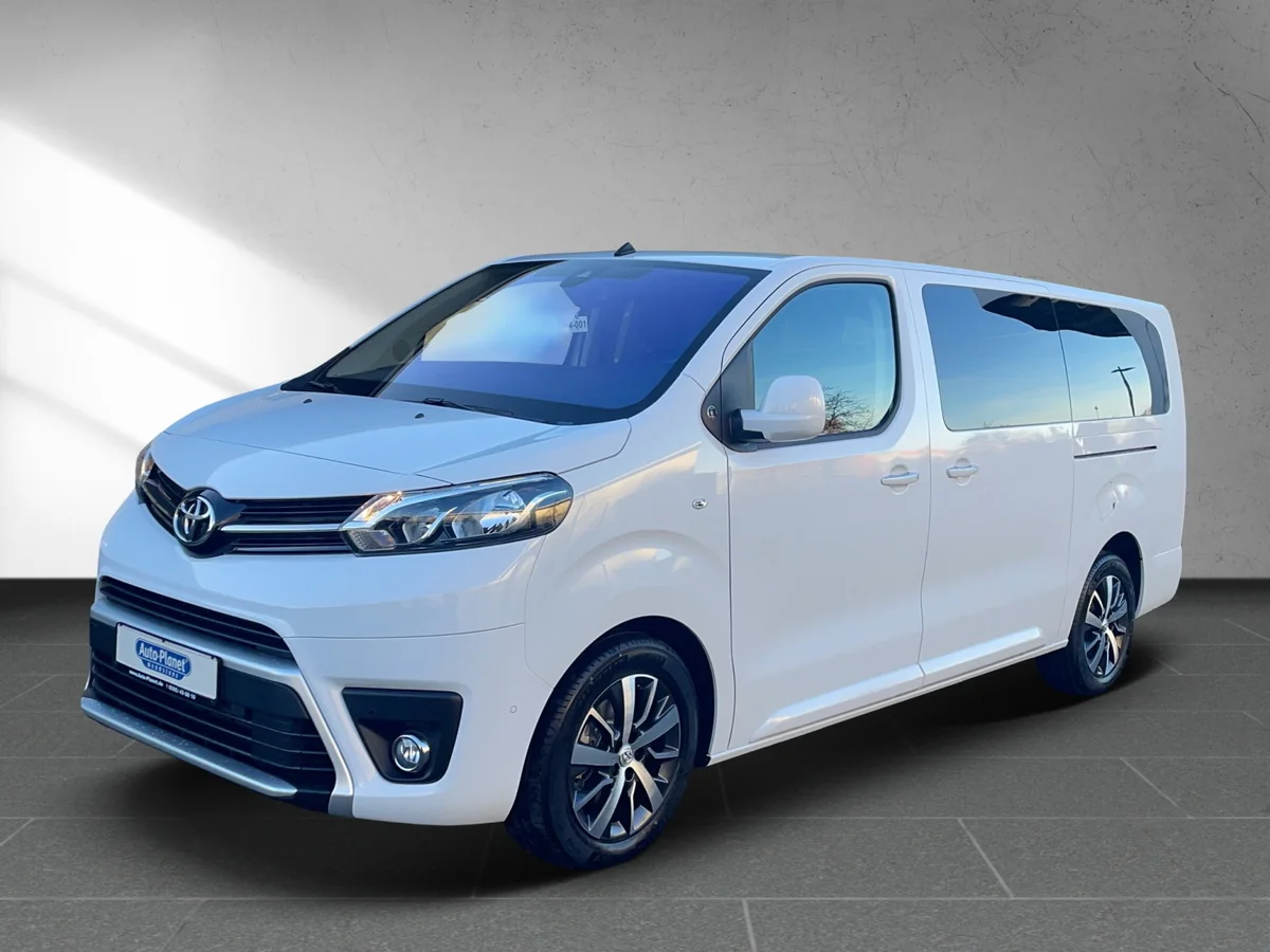 TOYOTA Proace
