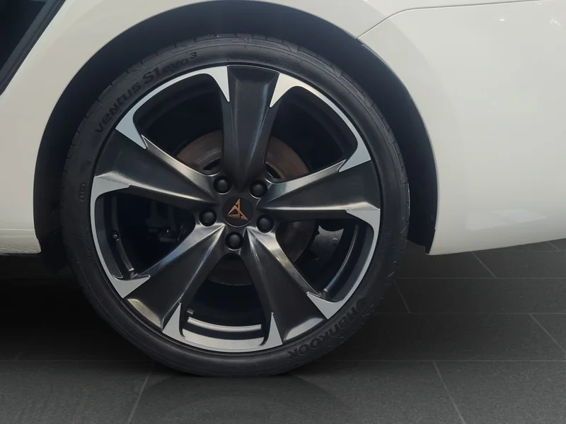 Leon ST 2.0 TSI DSG 4Drive VZ